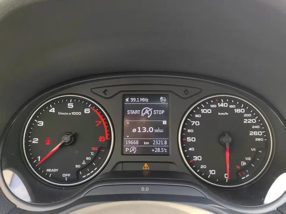 Audi Q2L Audi Q2L 2024 35 TFSI Fashion Dynamic Edition 2024 — миниатюра 5