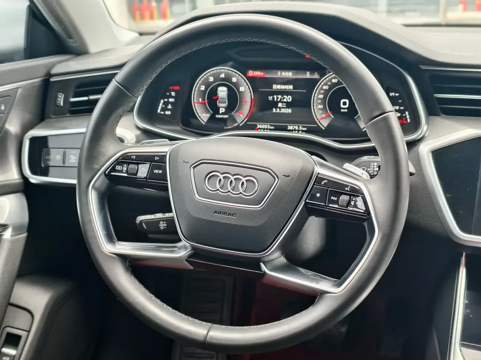 Audi A7L Audi A7L 2022 45 TFSI S-line Dream Builder Flow Crystal Package 2024 — thumbnail 3