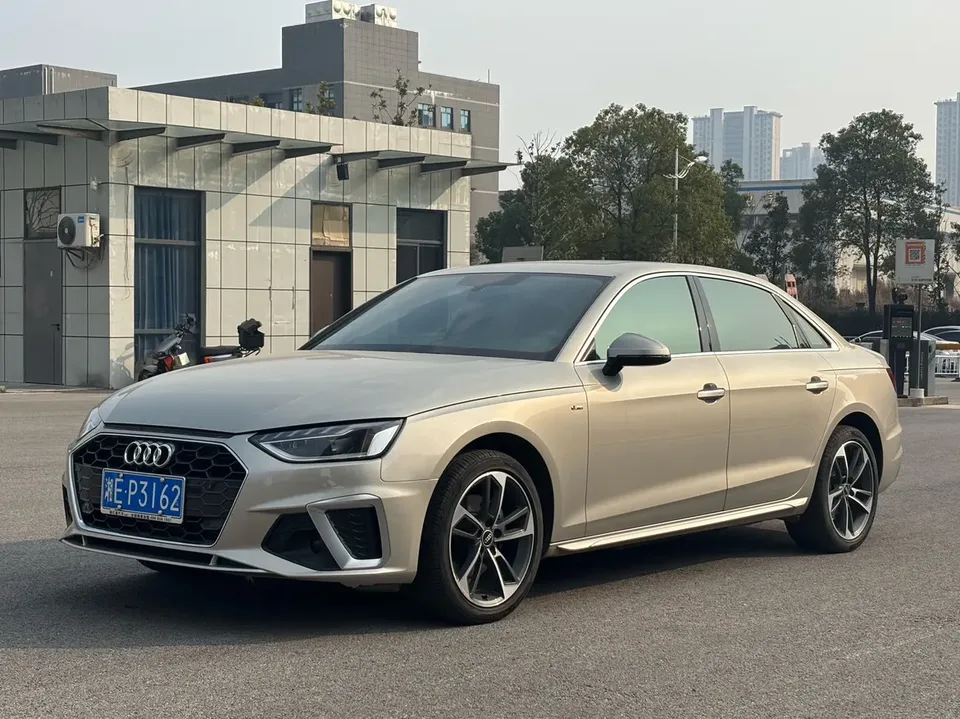 Audi a4 l 2022