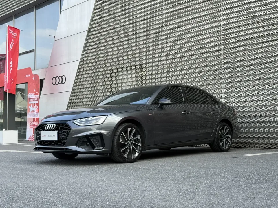 Audi a4 l 2023