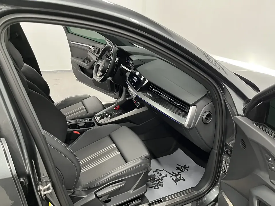 Audi A3 A3 2023 facelift Sportback 35 TFSI stylish and sporty 2023 — thumbnail 4
