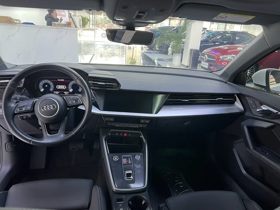 Audi A3 facelift A3L Limousine 35 TFSI aggressive and elegant model 2023 — миниатюра 5