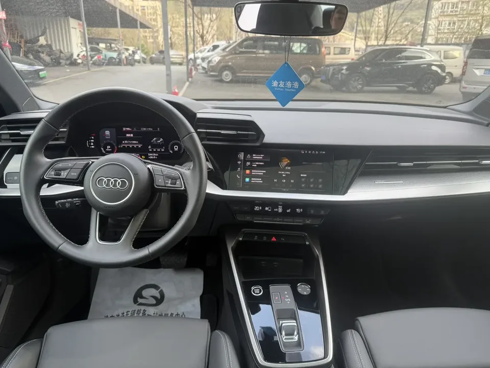 Audi A3 Audi A3 2024 A3L Limousine 35 TFSI Fashionable and Elegant 2024 — миниатюра 2