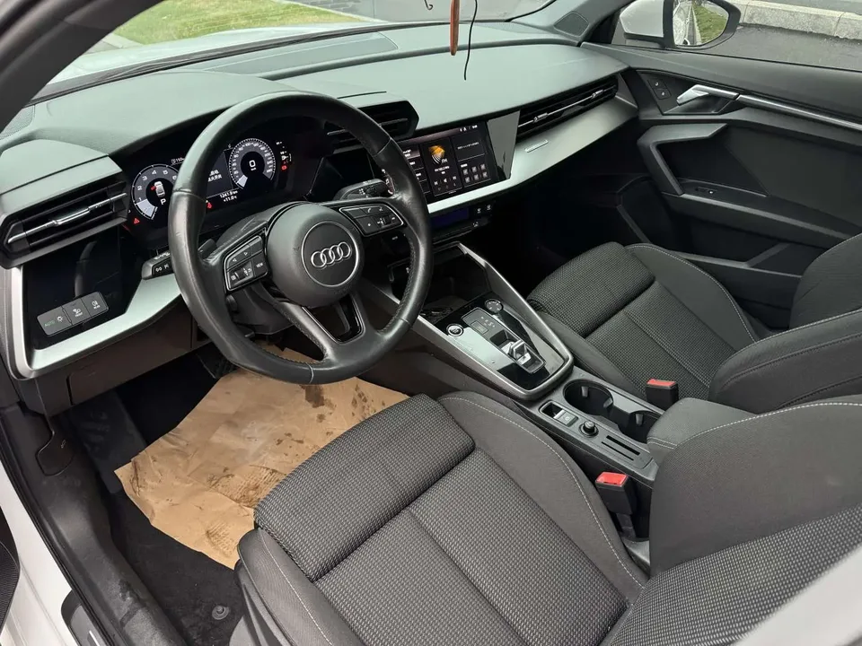 Audi A3 A3L Limousine 35 TFSI Enterprising and Elegant Model 2022 — миниатюра 5