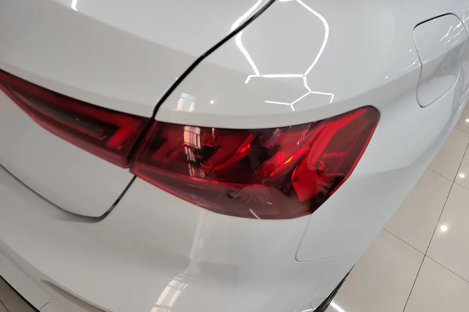 Audi A3 Sportback 35 TFSI stylish and sporty 2023 — миниатюра 2