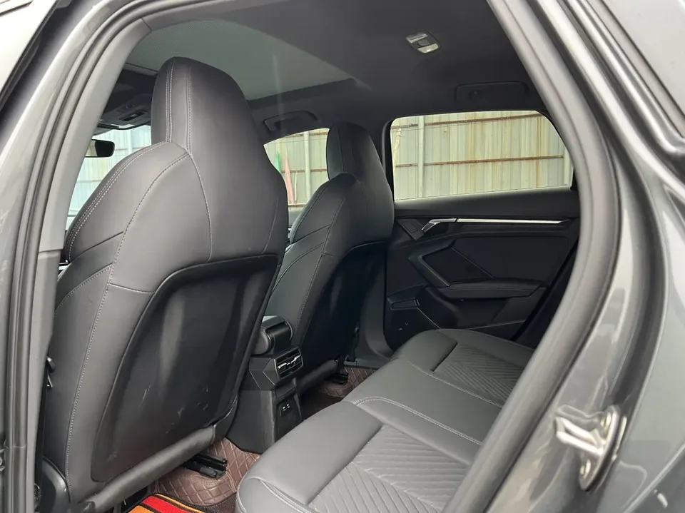 Audi A3 Sportback 35 TFSI Fashionable and Elegant 2023 — миниатюра 3