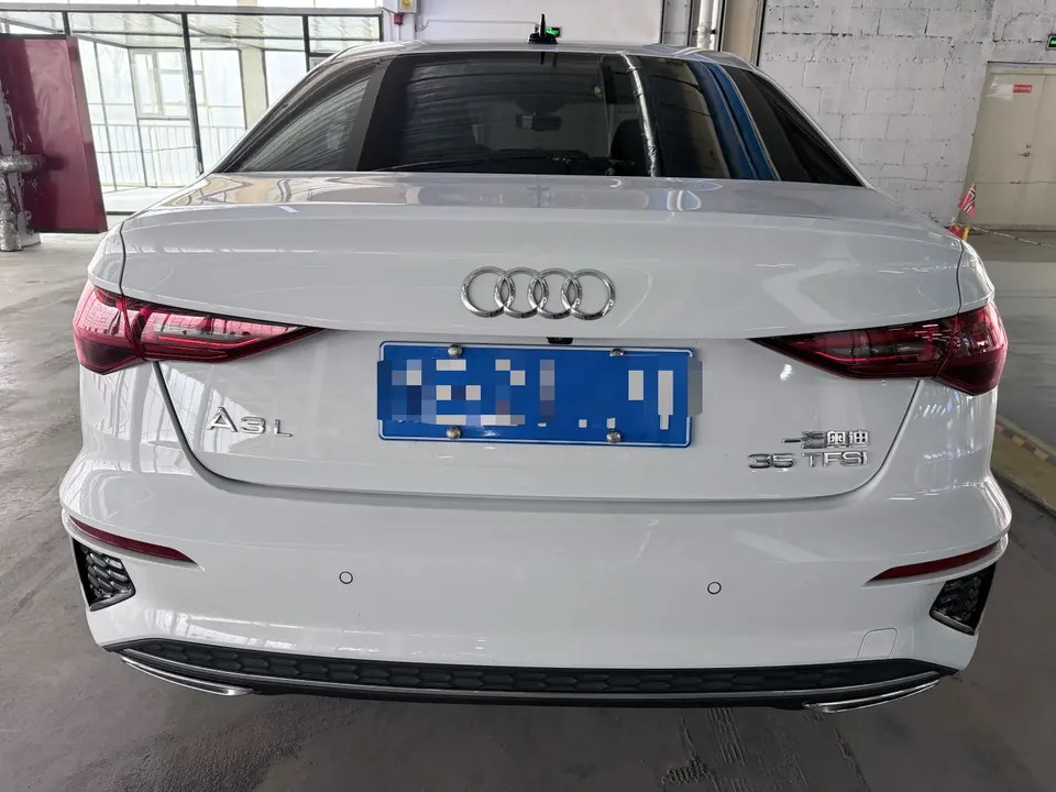 Audi A3 facelift A3L Limousine 35 TFSI aggressive and elegant model 2024 — миниатюра 2