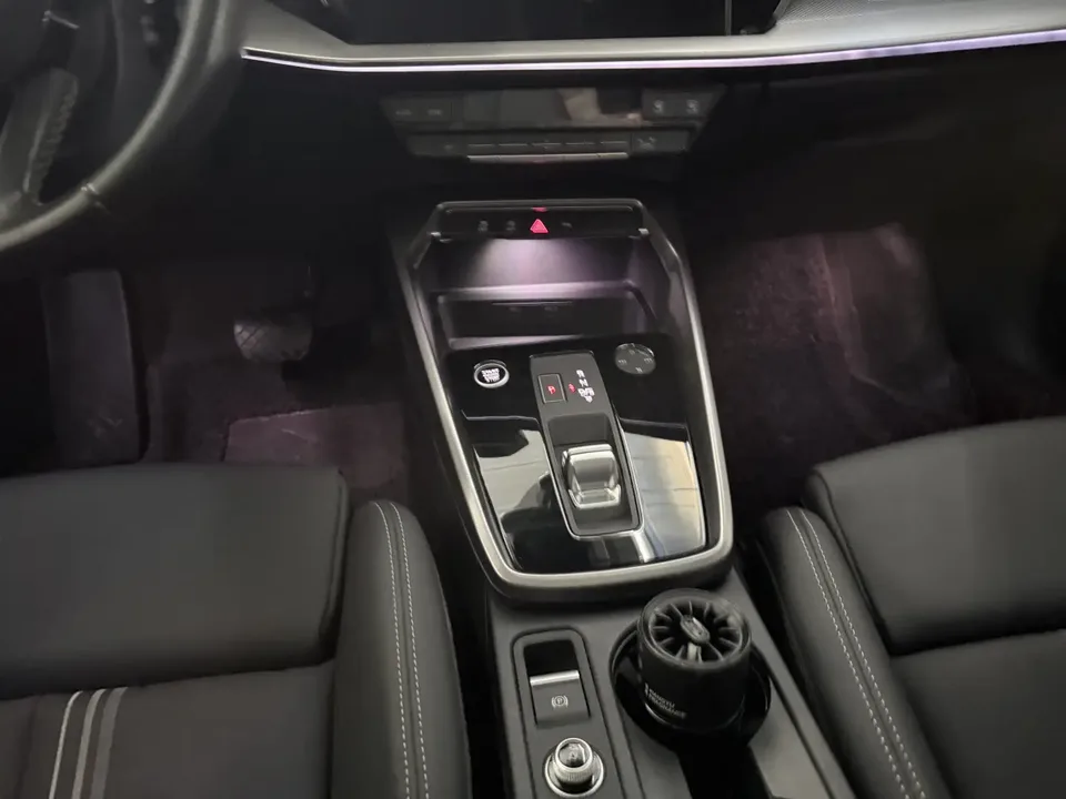 Audi A3 facelift A3L Limousine 35 TFSI aggressive and elegant model 2024 — миниатюра 5