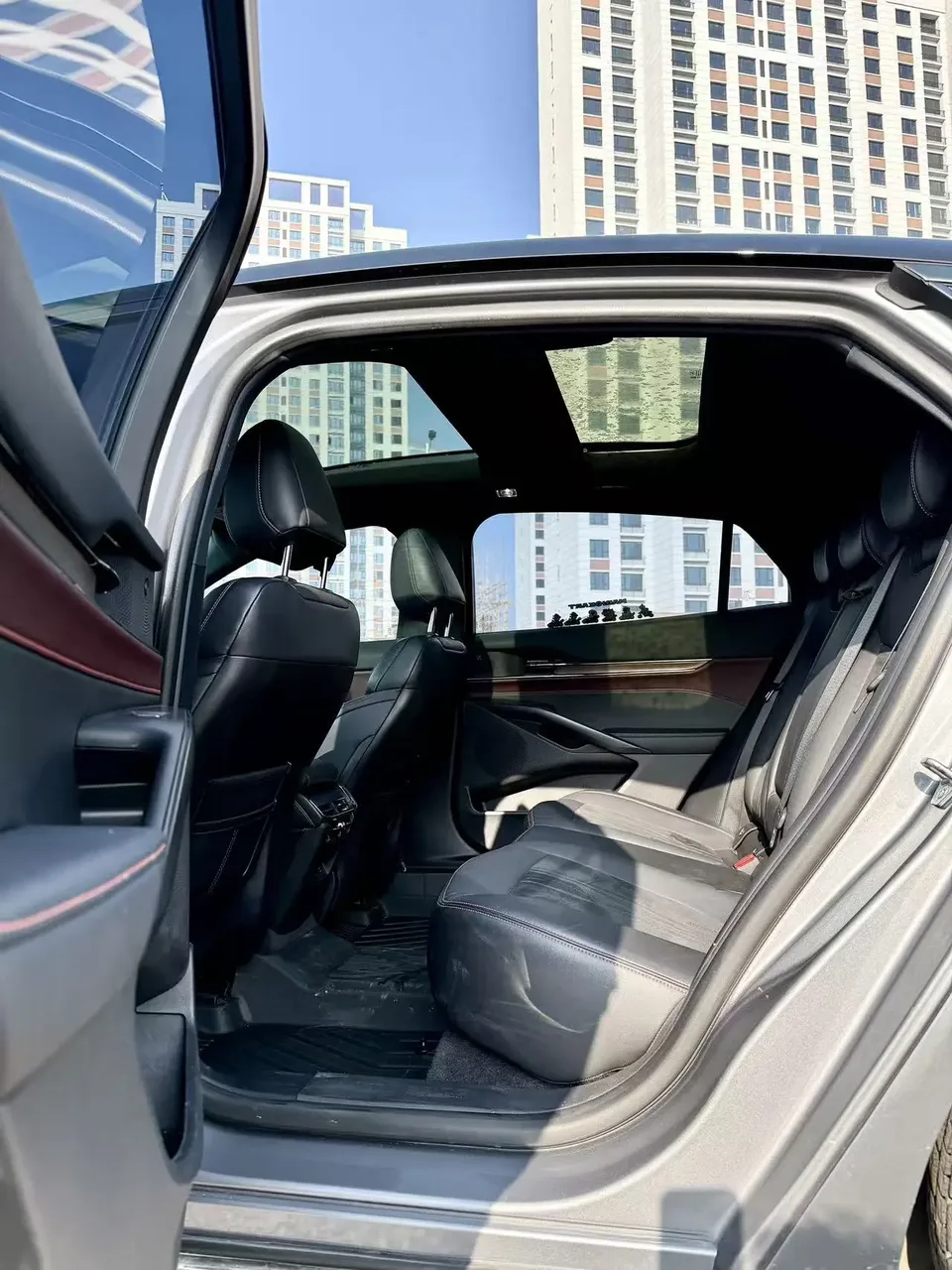 Ford Mondeo Mondeo EcoBoost 245 Extreme Edition 2022 — миниатюра 3