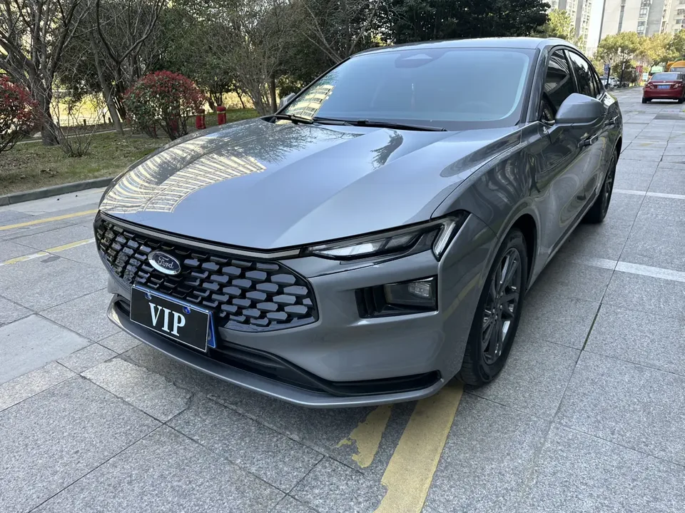 Ford Mondeo 2025
