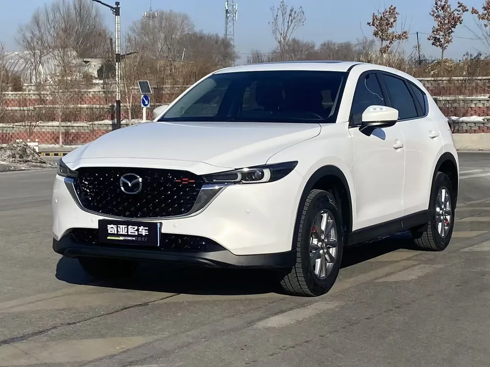 Mazda CX-5 Mazda CX-5 2022 2.0L Automatic 2WD Smart Model 2022 — photo 1, buy with delivery to Moscow