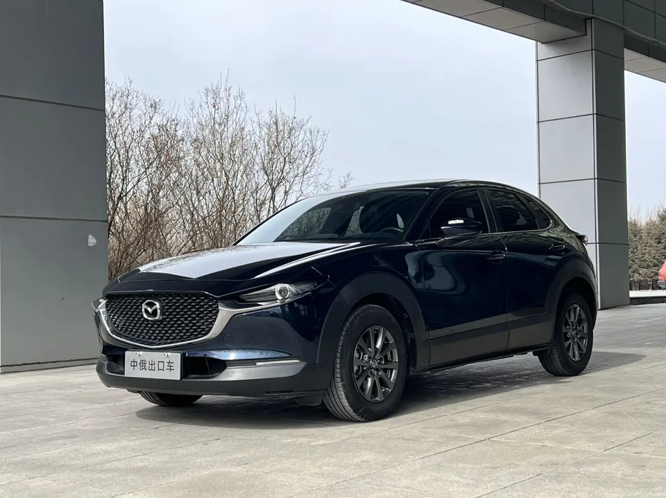 Mazda CX-30 2.0L automatic quality model 2022 — фото 1, купить с доставкой в Москву