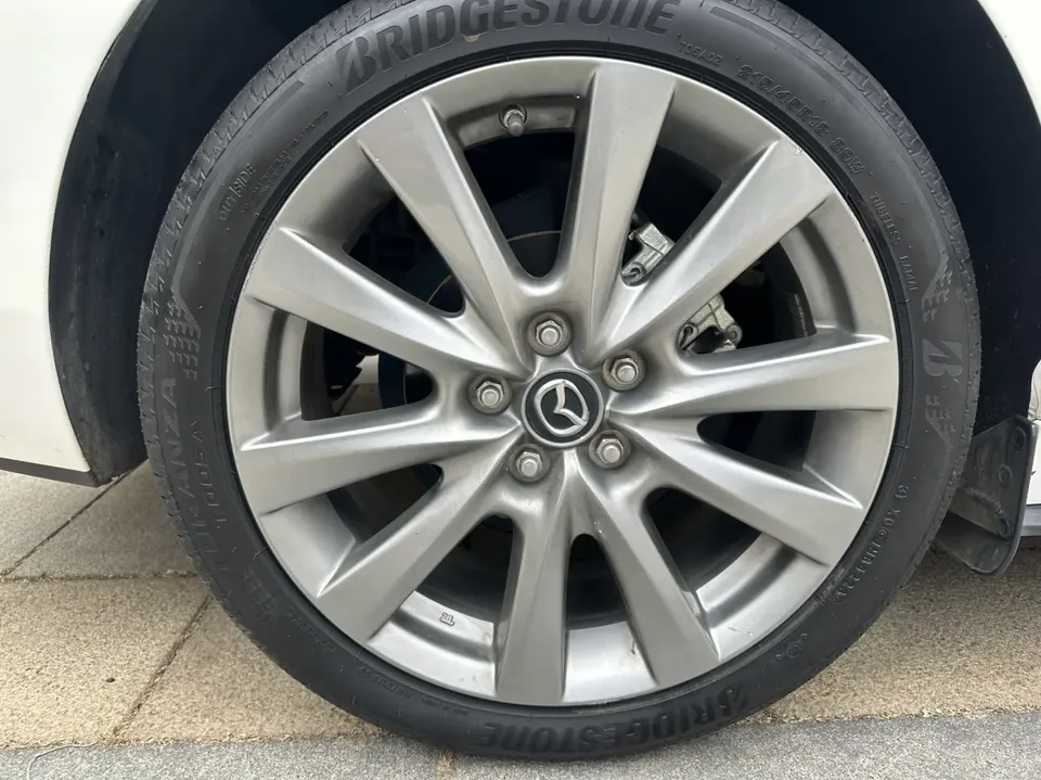 Mazda Axela Mazda3 2023 2.0L Automatic Quality Edition 2024 — thumbnail 3