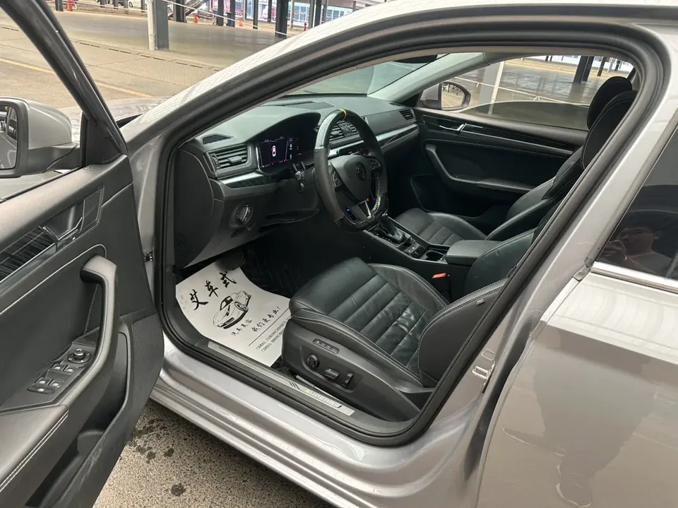 Skoda Speedy TSI330 DSG luxury version 2022 — миниатюра 3