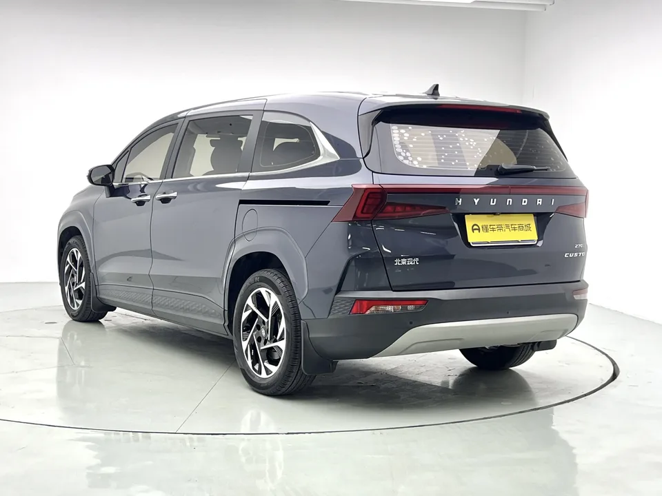 Hyundai Kustu 270TGDi Premium Edition LUX 2023 — миниатюра 2