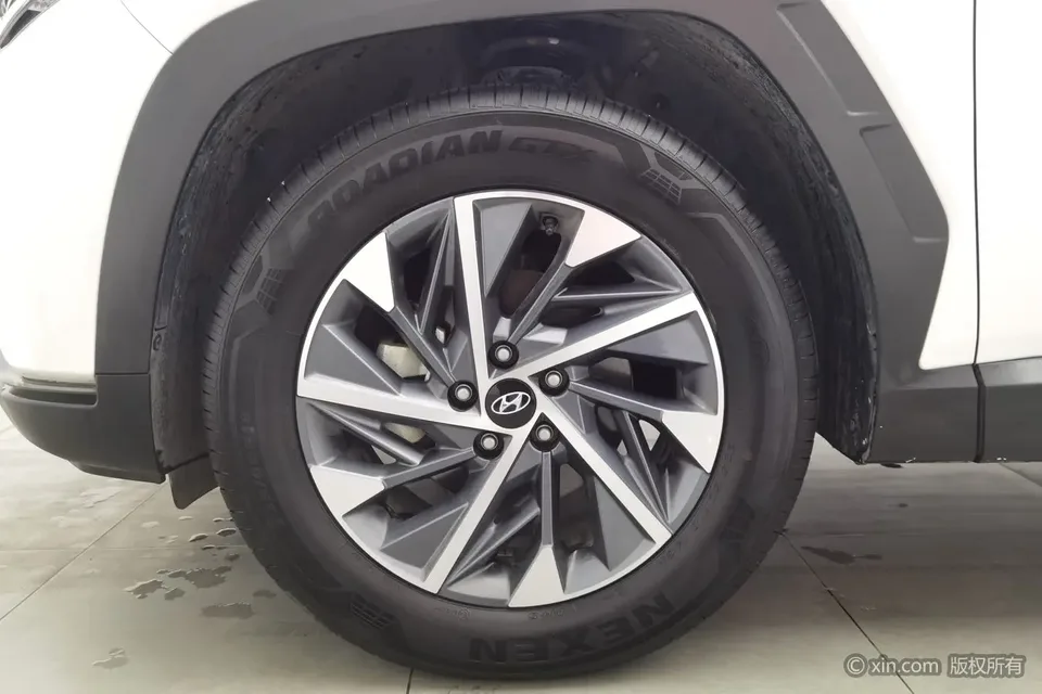 Hyundai tucson l Tucson 2023 Tucson L 1.5T GLX 2WD Elite Edition 2024 — миниатюра 3