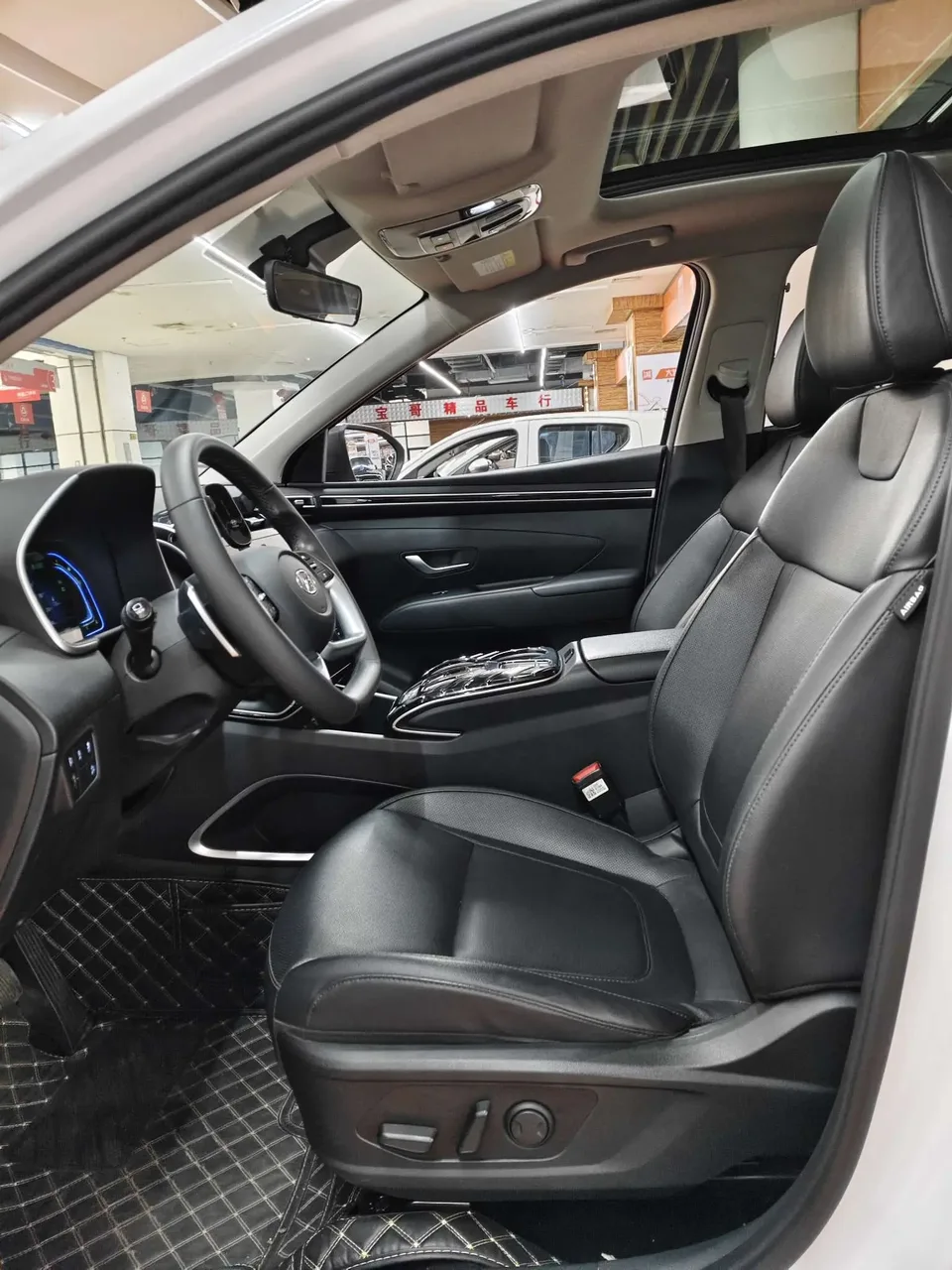 Hyundai tucson l Tucson 2023 Tucson L 1.5T GLX two-wheel drive elite version N Line 2023 — миниатюра 3