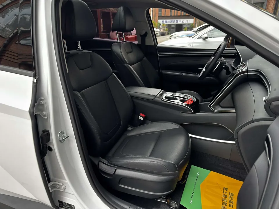Hyundai tucson l Tucson 2023 Tucson L 1.5T DLX 2WD Luxury Edition 2023 — миниатюра 5