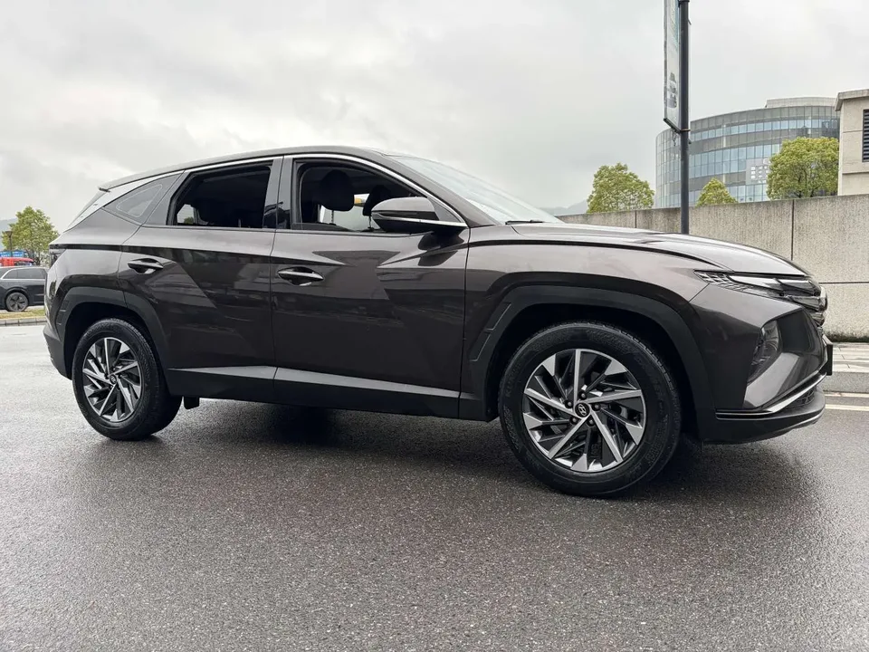 Hyundai tucson l Tucson L 1.5T GLX two-wheel drive elite version 2022 — миниатюра 2