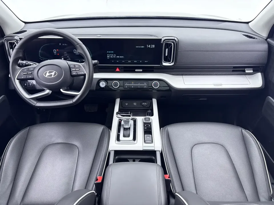 Hyundai ix35 Musa 2.0L Deluxe Edition DLX 2024 — миниатюра 2
