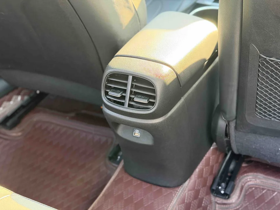 Hyundai Elantra 1.5L CVT GLX Elite Edition 2023 — миниатюра 5