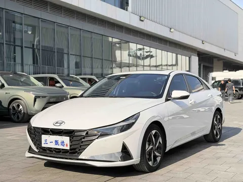 Hyundai Elantra 2023 buy in Moscow