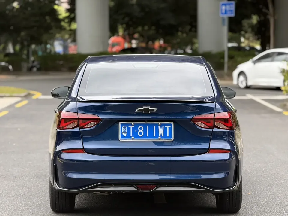Chevrolet Monza Cruze 2023 1.5L Dual Clutch Enjoy Edition 2022 — миниатюра 2