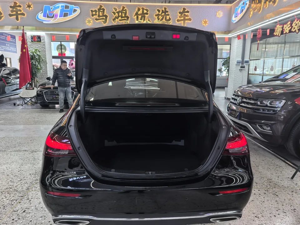 Mercedes-Benz E-Class E-Class 2022 Mercedes-Benz E-Class 2022 facelift E 300 L stylish sedan 2022 — thumbnail 4