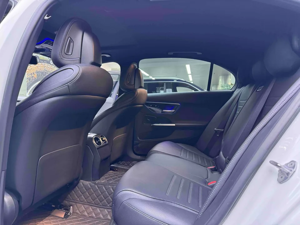 Mercedes-Benz C-Class Mercedes Benz C Class 2022 C 200 L Sport Edition 2022 — thumbnail 4