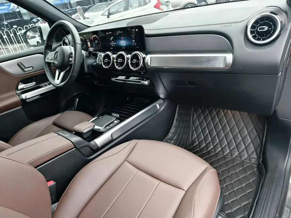 Mercedes-Benz GLB-Class Mercedes-Benz GLB 2022 facelift GLB 200 Dynamic 2023 — миниатюра 4