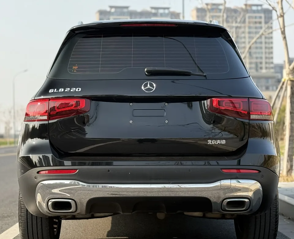 Mercedes-Benz GLB-Class GLB 2023 Mercedes-Benz GLB 2023 GLB 220 Fashion Edition 2023 — thumbnail 2