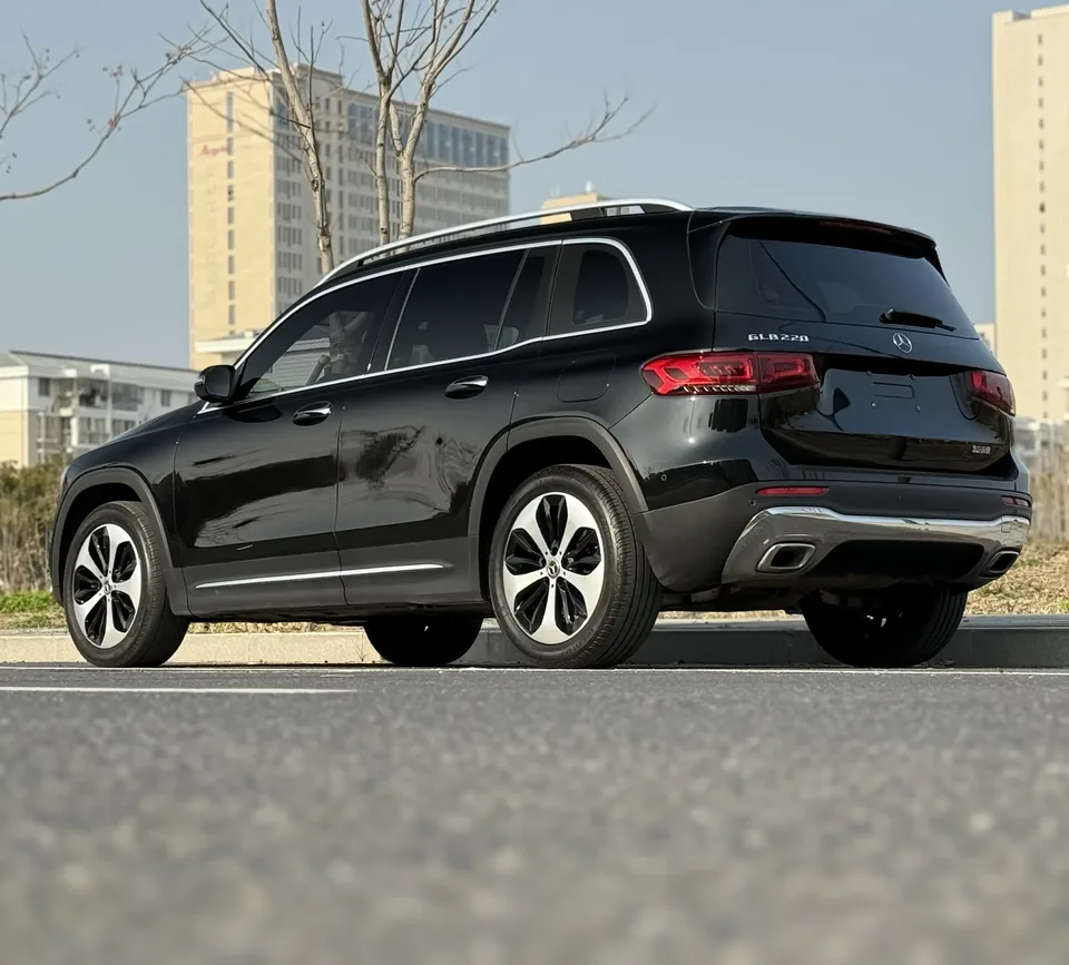 Mercedes-Benz GLB-Class GLB 2023 Mercedes-Benz GLB 2023 GLB 220 Fashion Edition 2023 — thumbnail 4