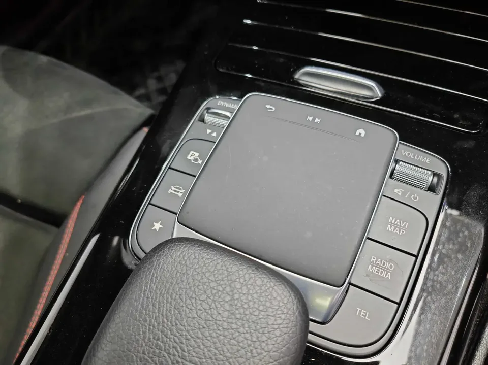 Mercedes-Benz Mercedes Benz A Class Mercedes-Benz A-Class 2023 A 200 L Sports Sedan Fashion Edition 2024 — миниатюра 5