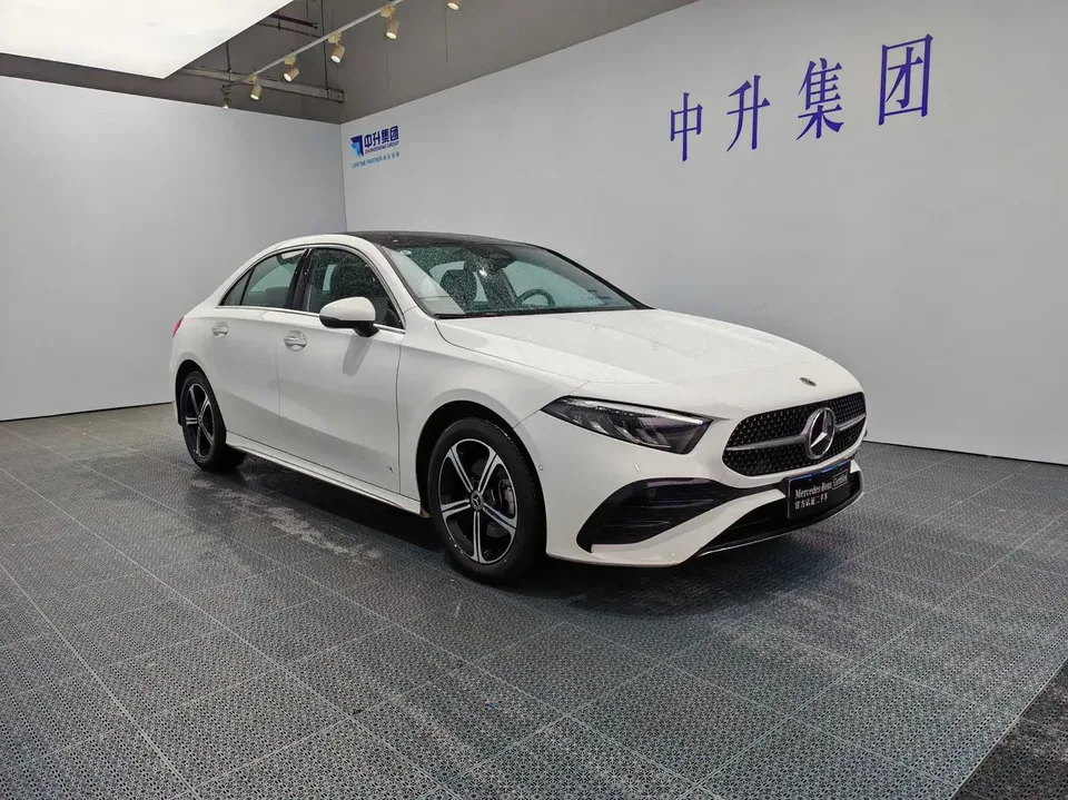 Mercedes-Benz Mercedes Benz A Class 2024