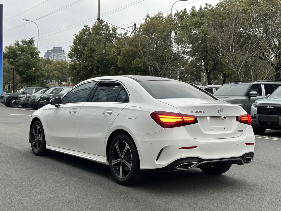 Mercedes-Benz Mercedes Benz A Class A 200 L Fashion Edition 2024 — миниатюра 4