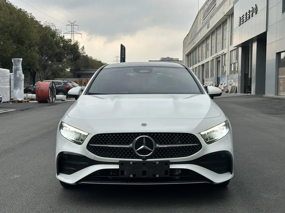 Mercedes-Benz Mercedes Benz A Class 2024