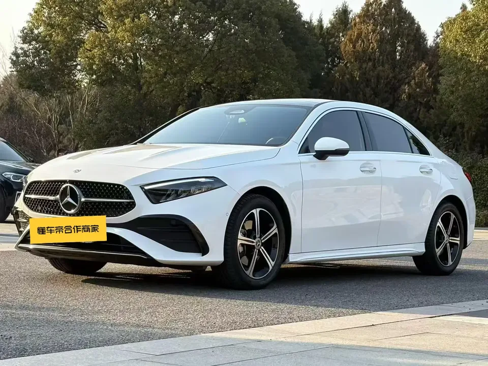 Mercedes-Benz Mercedes Benz A Class 2024