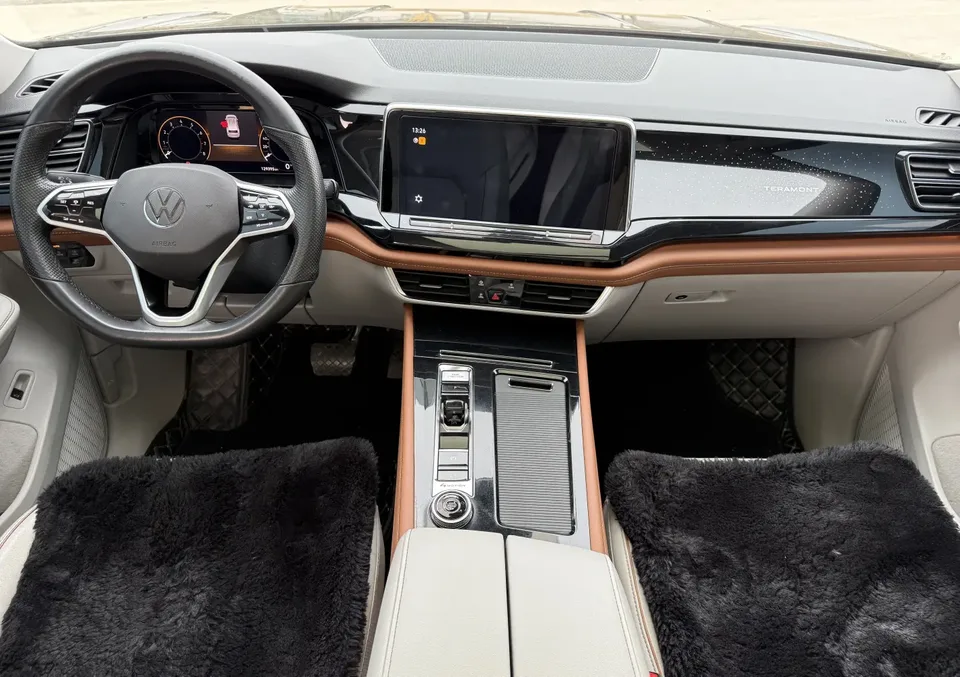 Volkswagen Teramont Tuang 2022 380TSI 4WD Luxury Edition 2022 — thumbnail 5