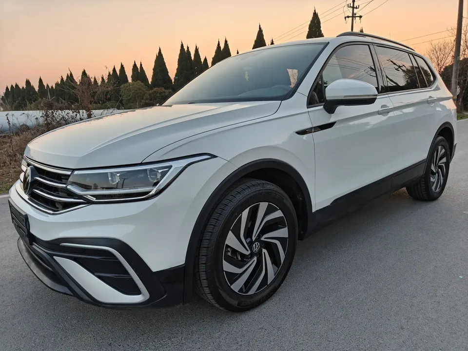Volkswagen Tiguan L 2022