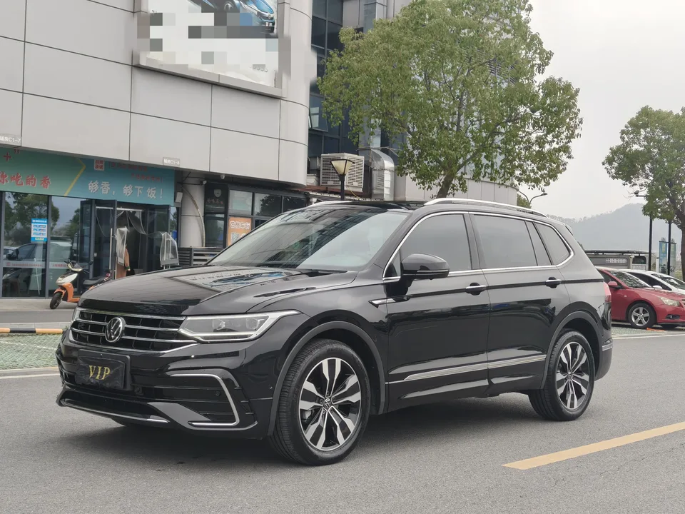 Volkswagen Tiguan L 2023