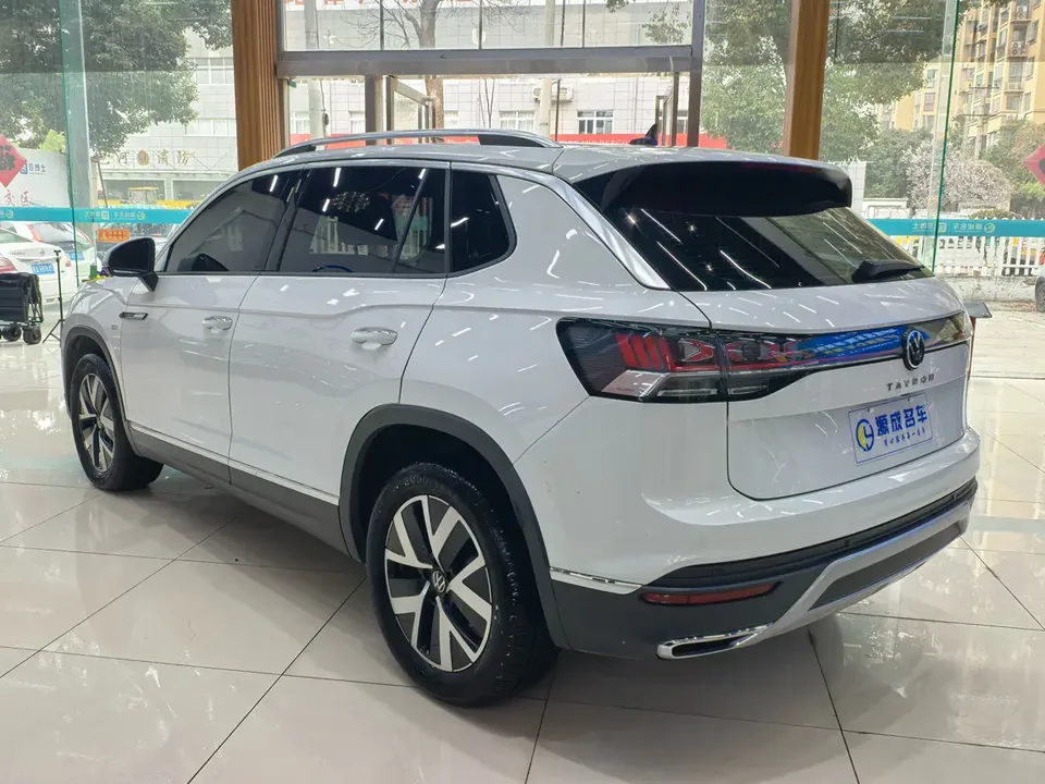 Volkswagen Tayron Tanyue 2024 300TSI 2WD Luxury Plus Advanced Edition 2024 — миниатюра 2
