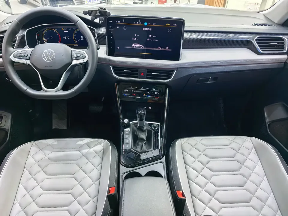 Volkswagen Tayron Tanyue 2024 300TSI 2WD Luxury Plus Advanced Edition 2024 — миниатюра 3