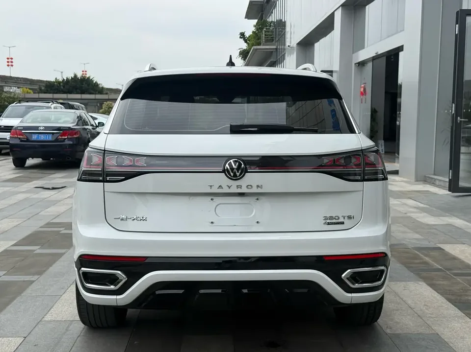 Volkswagen Tayron Tanyue 2023 380TSI 4WD R-Line High Energy Edition 2023 — миниатюра 2