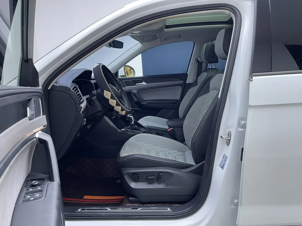 Volkswagen Tayron Tanyue 2024 300TSI 2WD Luxury Plus Advanced Edition 2024 — миниатюра 5