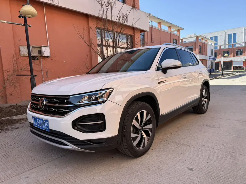 Volkswagen Tayron Tanyue 2022 280TSI 2WD Luxury Smart Edition 2022 — фото 1, купить с доставкой в Москву