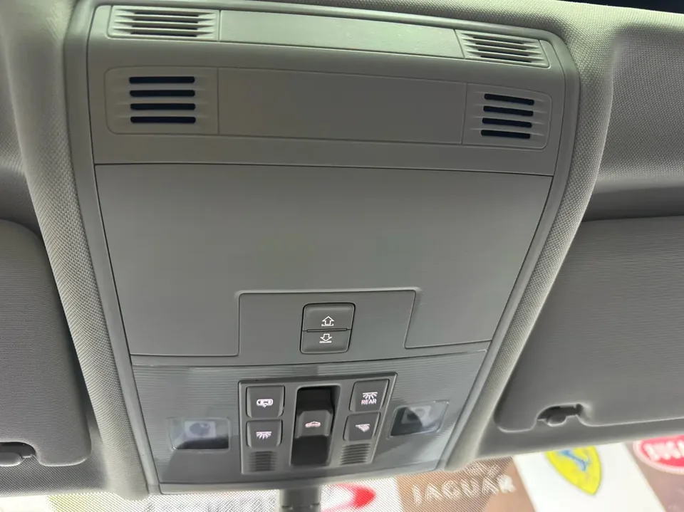 Volkswagen Tayron Tanyue 2022 280TSI 2WD Luxury Smart Edition 2022 — миниатюра 4