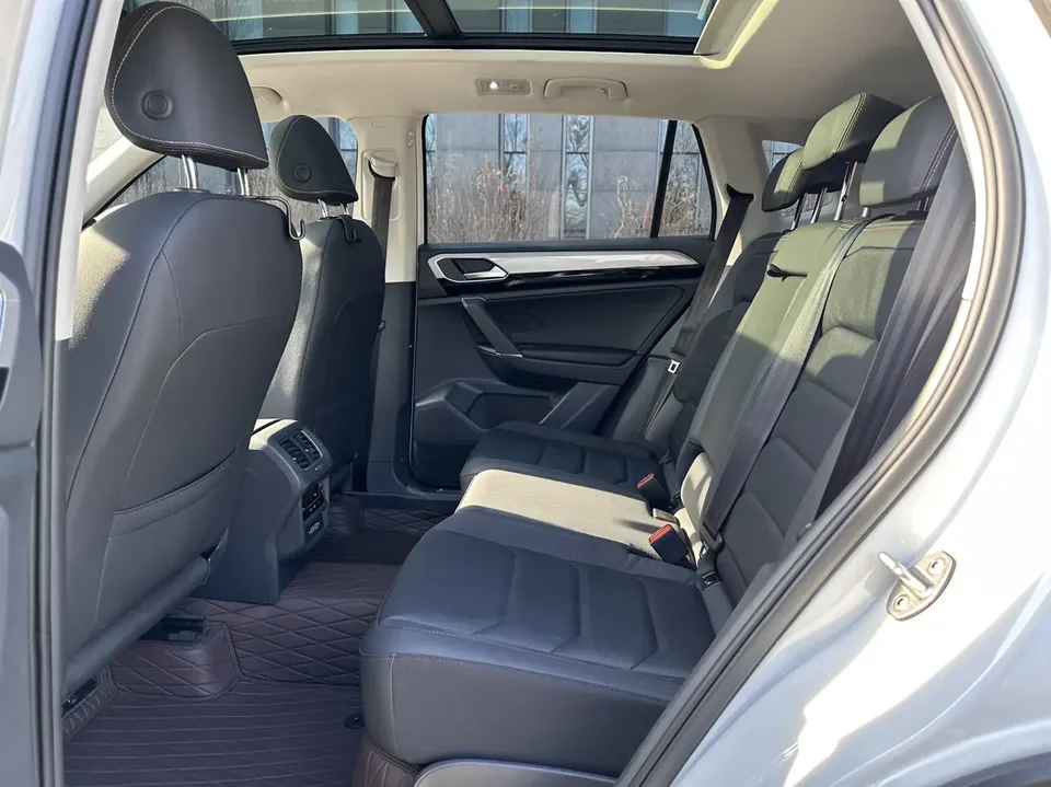 Volkswagen Tayron Tayron 2022 Tanyue 2022 280TSI 2WD Luxury Smart Edition 2022 — thumbnail 5