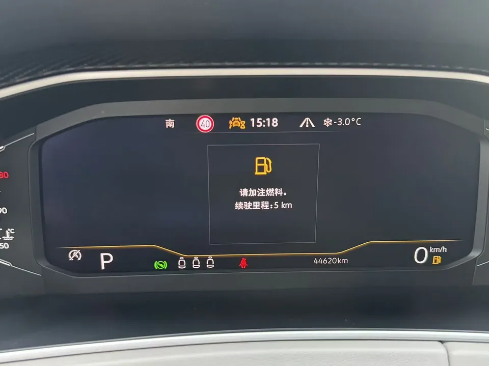 Volkswagen Tayron Tanyue 2023 280TSI 2WD Luxury Plus Advanced Edition 2022 — миниатюра 4