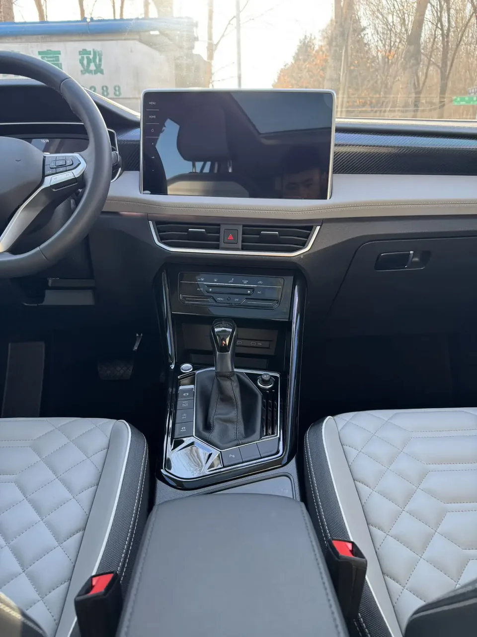 Volkswagen Tayron Tanyue 2023 280TSI 2WD Luxury Plus Advanced Edition 2023 — миниатюра 3