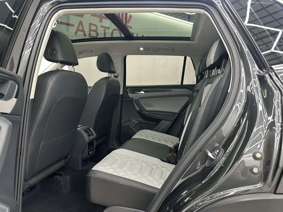 Volkswagen Tayron Tanyue 2023 280TSI 2WD Luxury Plus Advanced Edition 2022 — миниатюра 5
